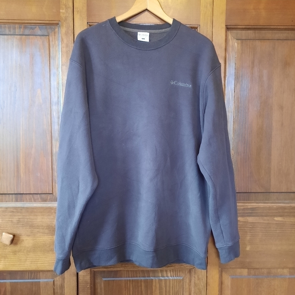Columbia chocolate brown embroidered logo crewneck sweatshirt size large